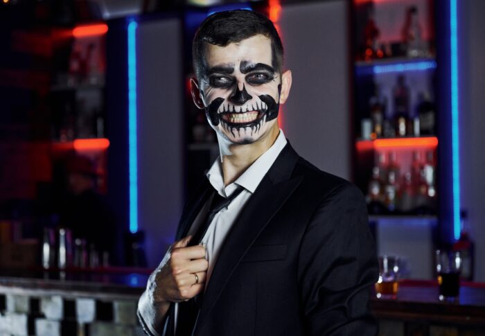 Transformez-vous avec ces idées de maquillage Halloween qui fait peur facile